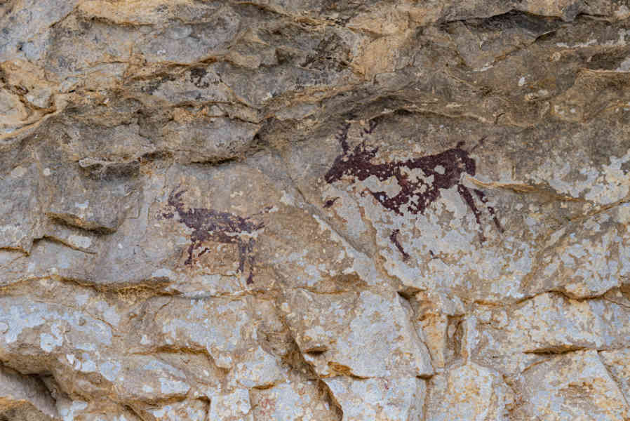 Castelló de la Plana - Ares del Maestrat - cova Remígia 05